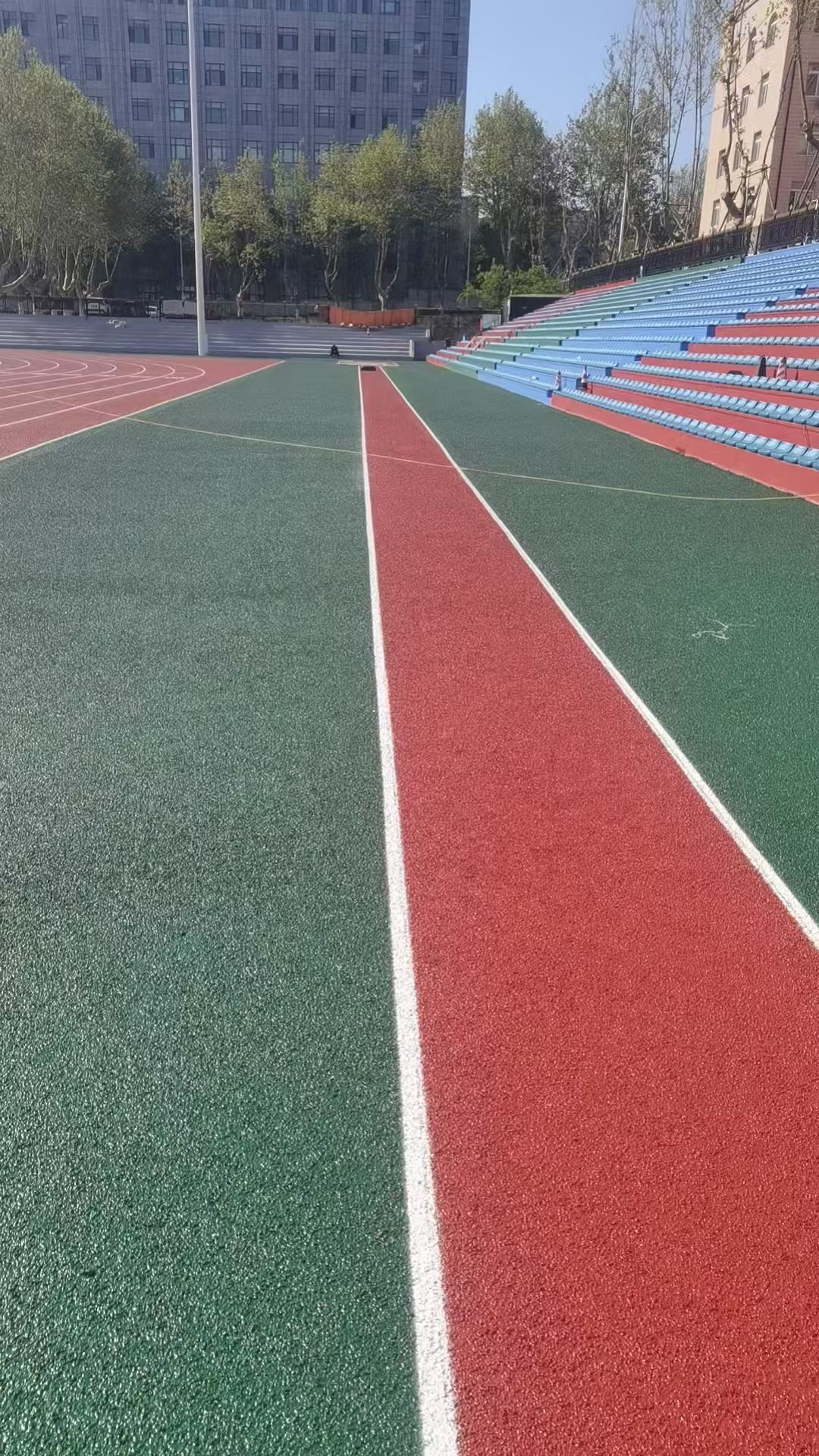 日照市epdm颗粒透水跑道 - 方案